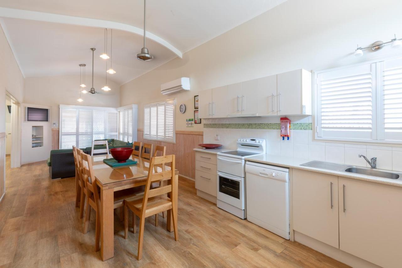 Big4 Adventure Whitsunday Resort Airlie Beach Exterior photo
