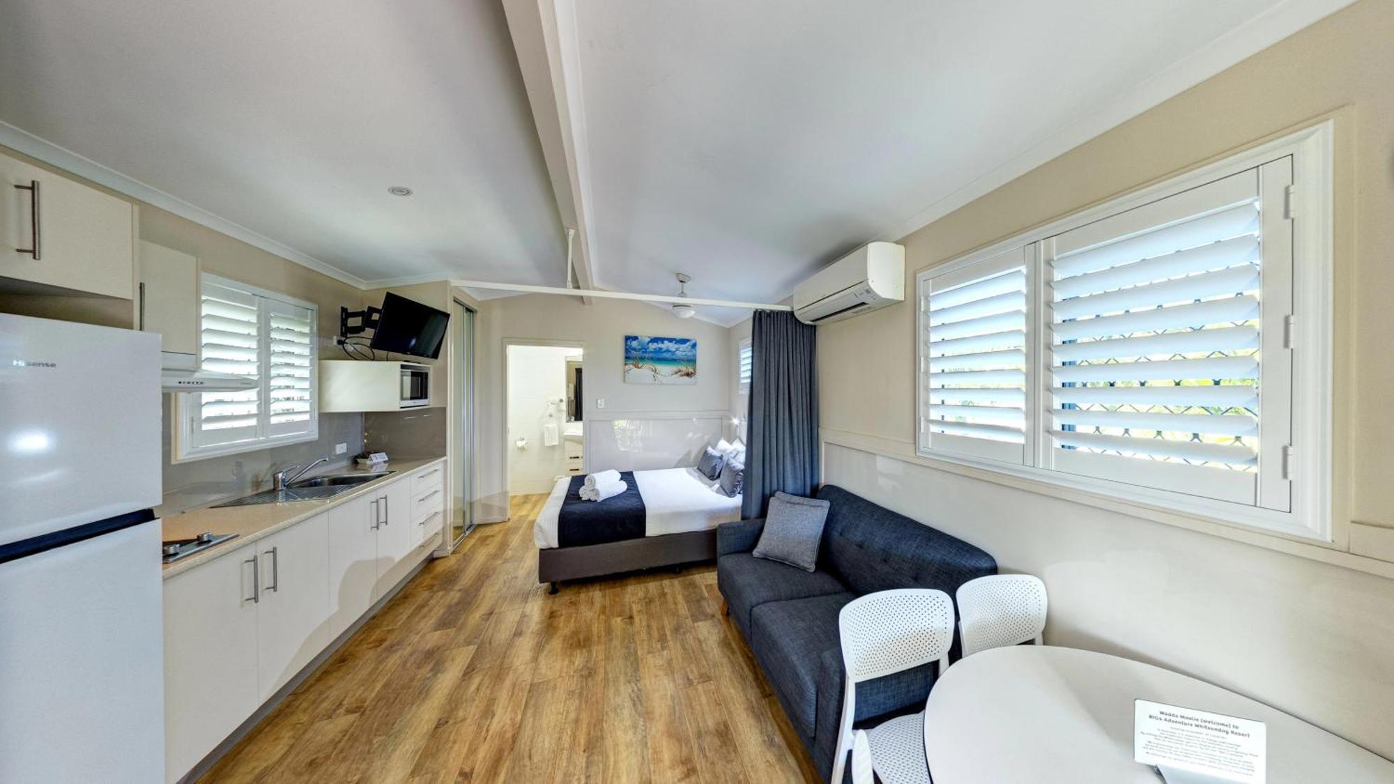 Big4 Adventure Whitsunday Resort Airlie Beach Exterior photo