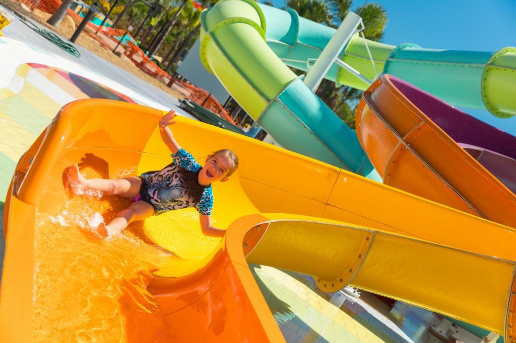 Big4 Adventure Whitsunday Resort Airlie Beach Exterior photo