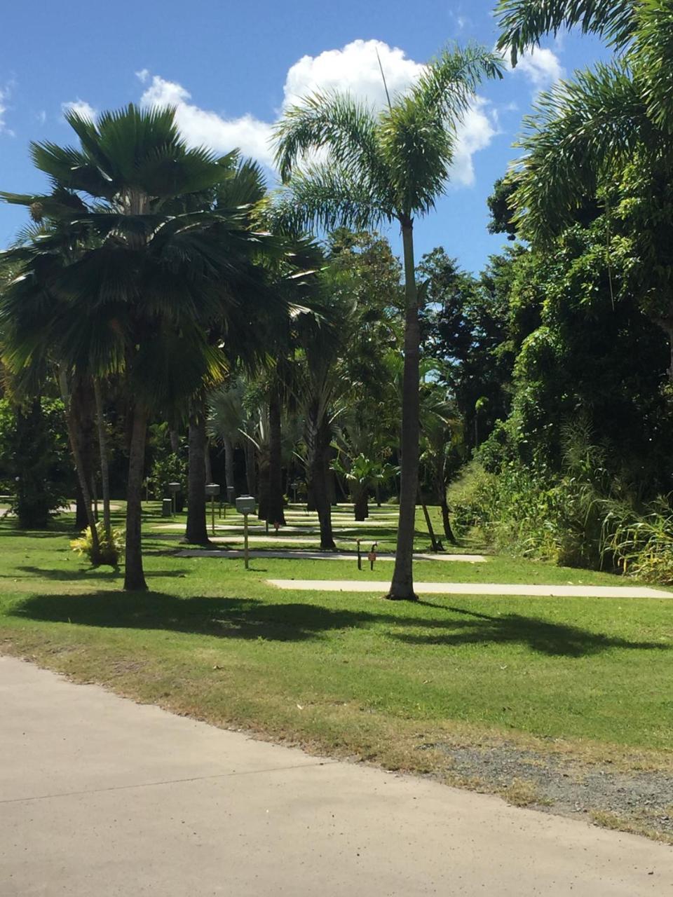 Big4 Adventure Whitsunday Resort Airlie Beach Exterior photo