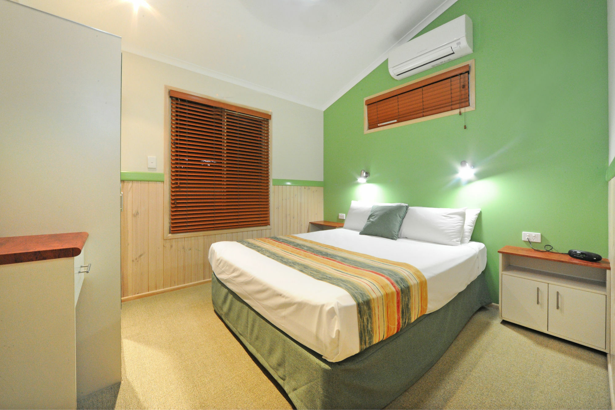 Big4 Adventure Whitsunday Resort Airlie Beach Exterior photo